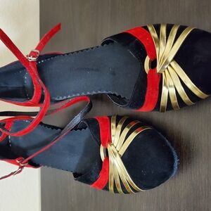 Stylish Black and Red Pumps with Design